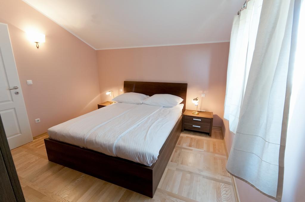 Apartments Mirjana Zadar Bagian luar foto